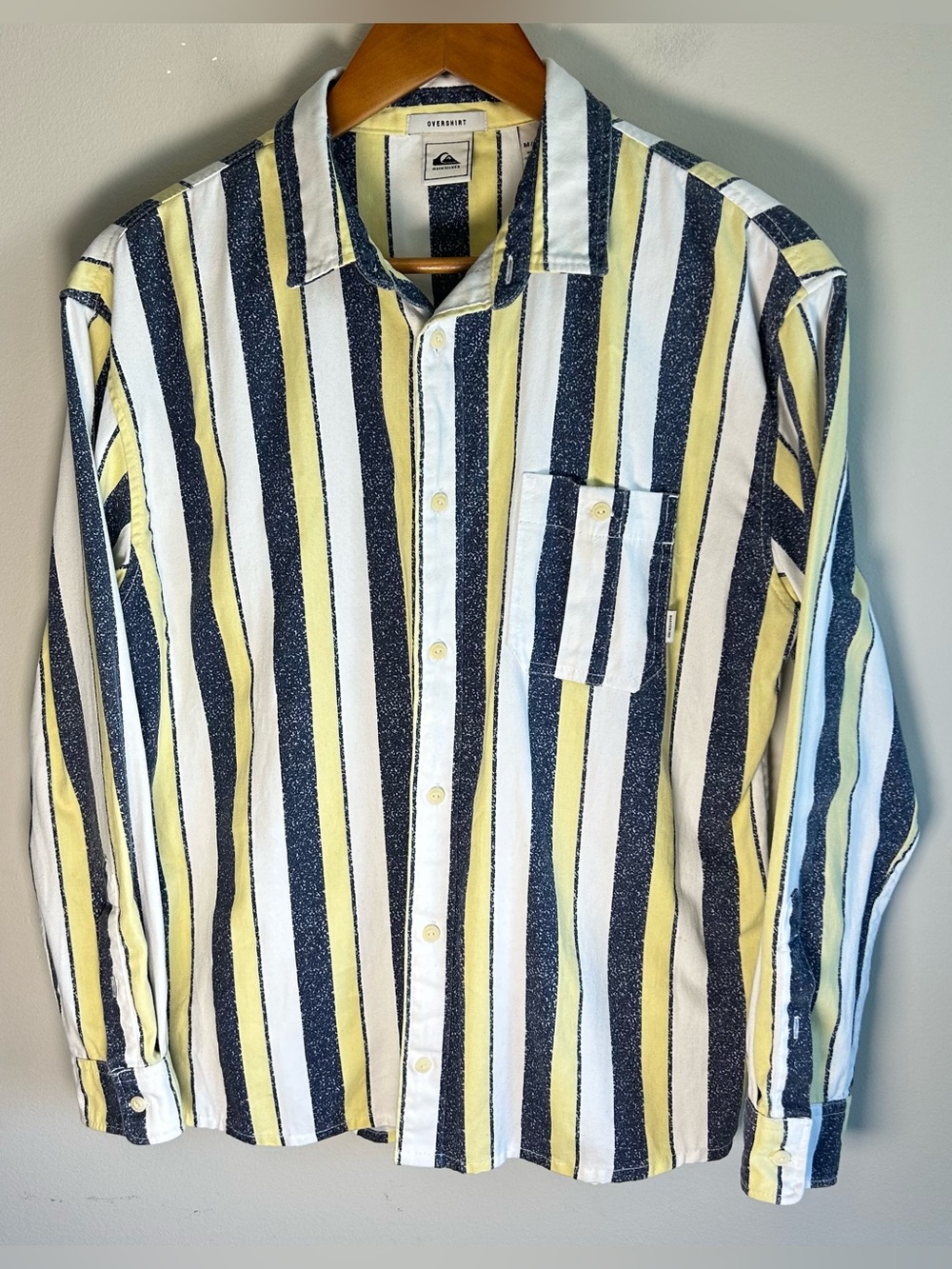 Quiksilver Men's Button Overshirt Size M Multicolor Stripes Woven Organic Cotton